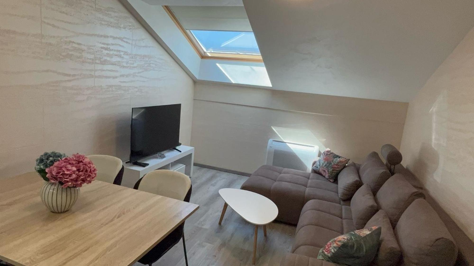 Moste With Pool & Ev Station Apartamento Liubliana